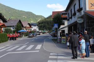 Jutranja budnica v izvedbi Godbe ZSD